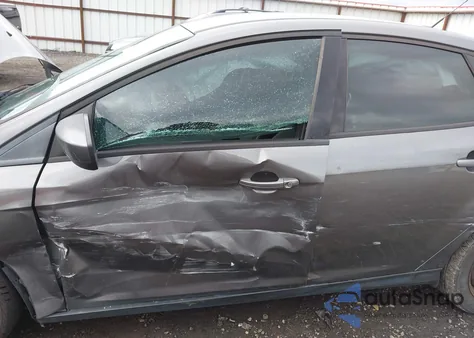 2012 Ford Focus Se z USA, uszkodzony, nr VIN 1FAHP3F21CL302608